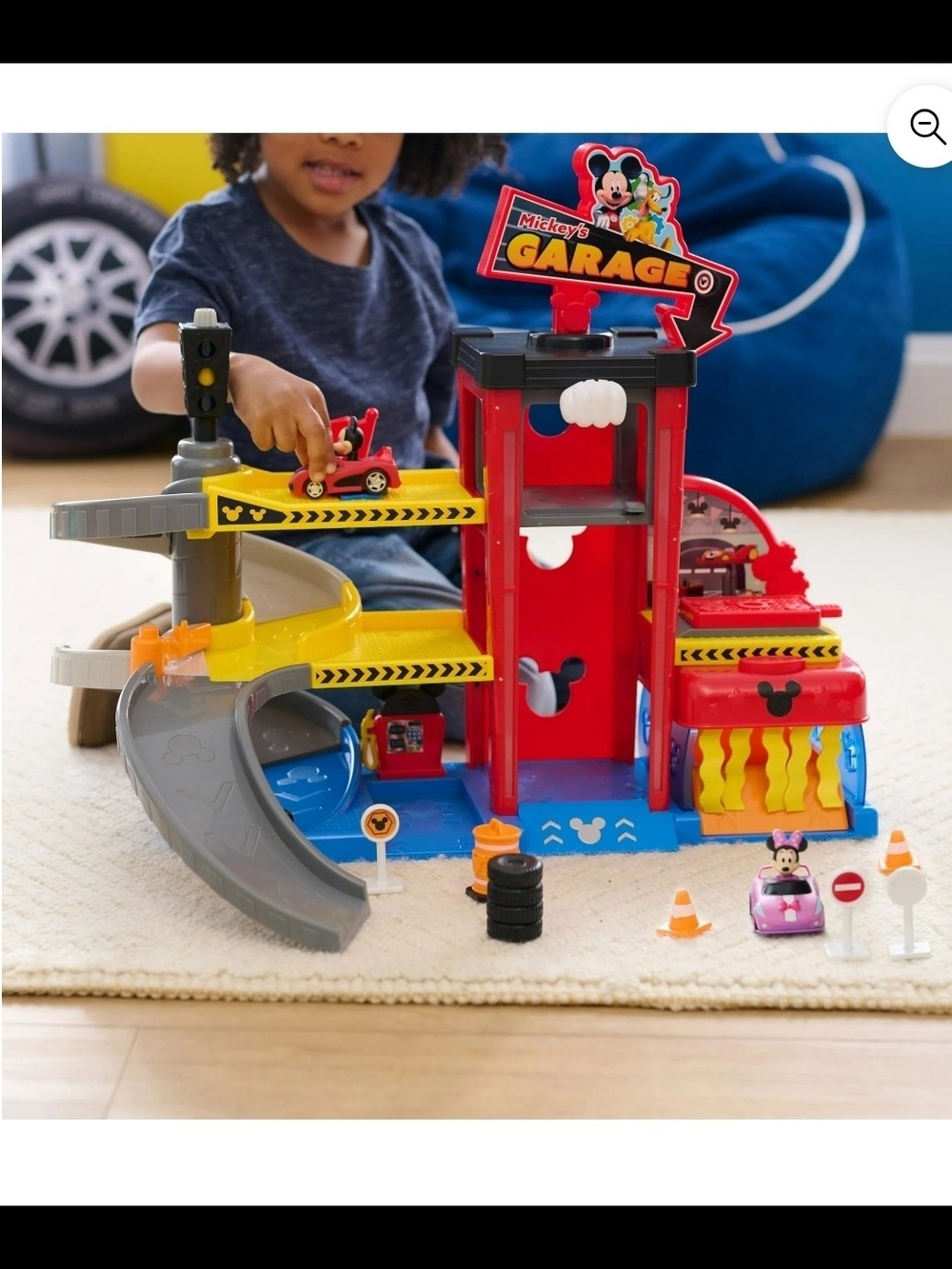 Disney Junior Mickey Mouse Ready to Race Garage Lights and Sounds - Picture 3 of 12